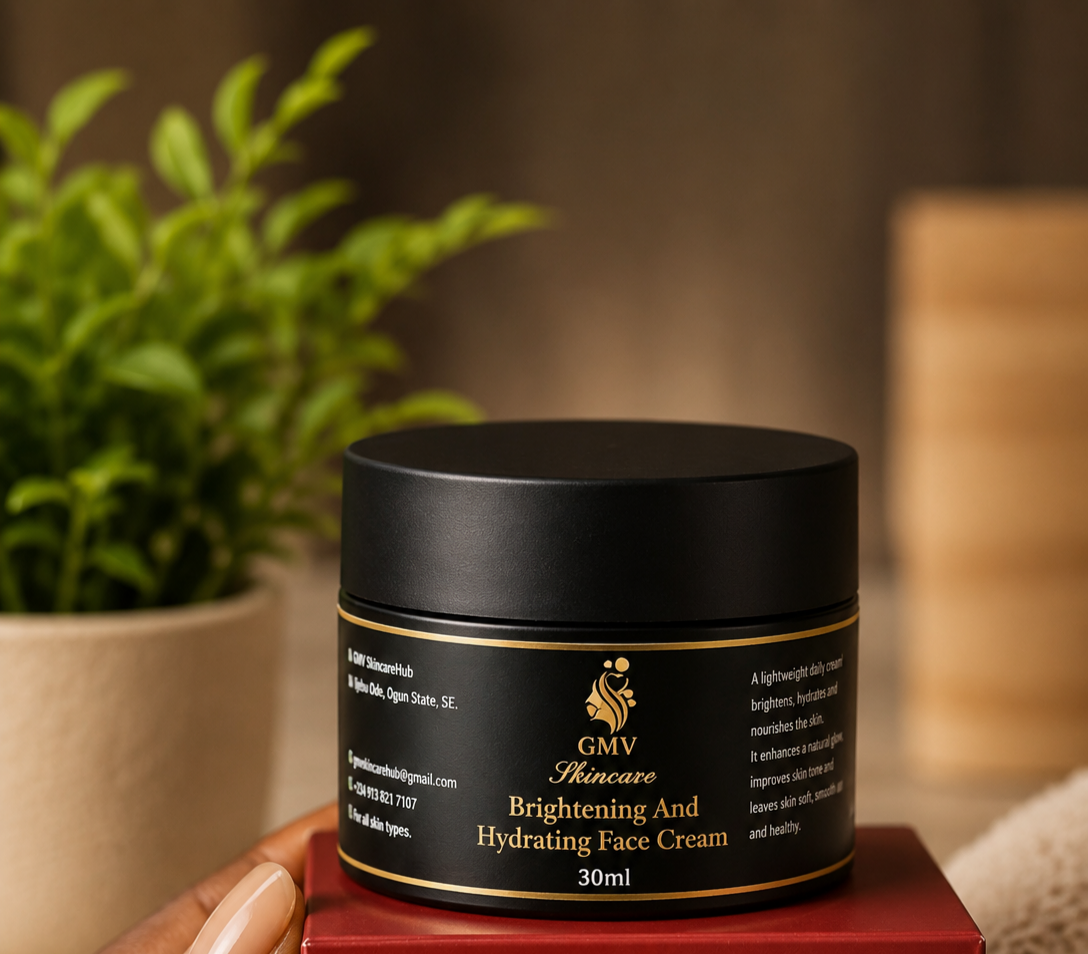 BRIGHTENING AND HYDRATING FACE CREAM - 30ML